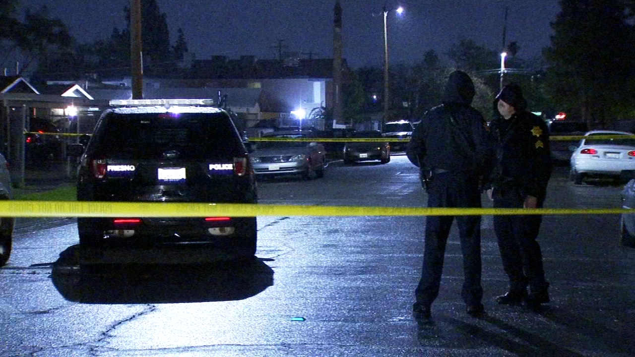 Man shot at central Fresno apartment complex