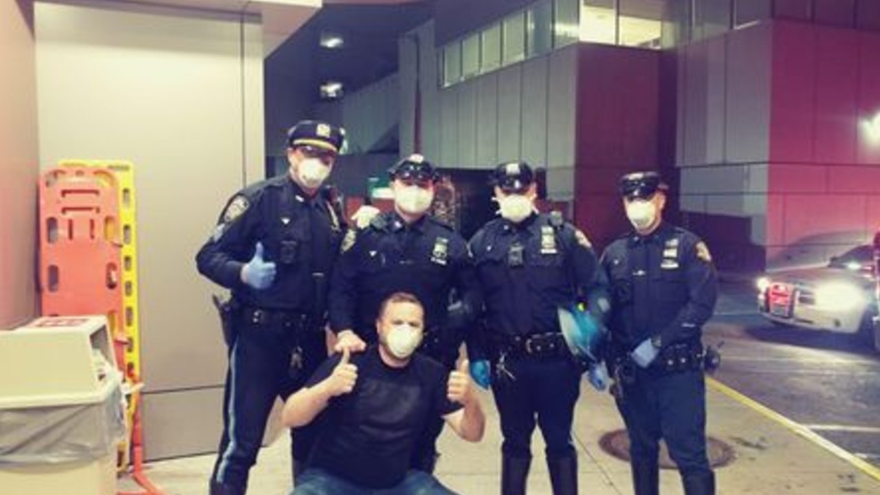 NYPD officers delivery baby on Staten Island Expressway