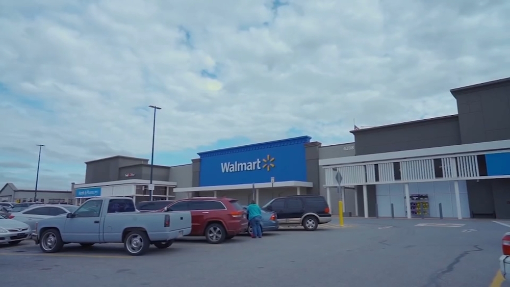 Walmart is hiring 50,000 more employees