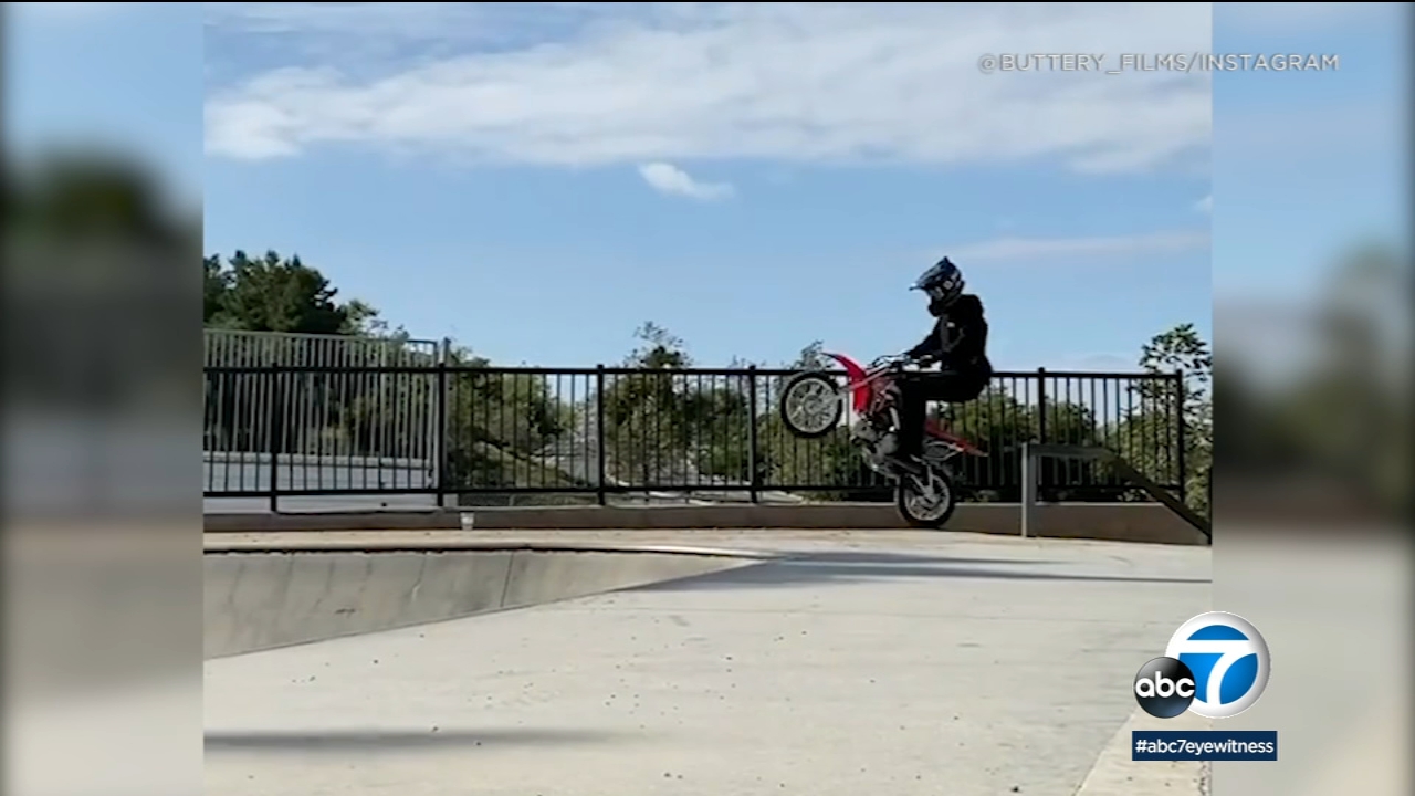 Coronavirus closure: Dirt bikers take to San Clemente skate park