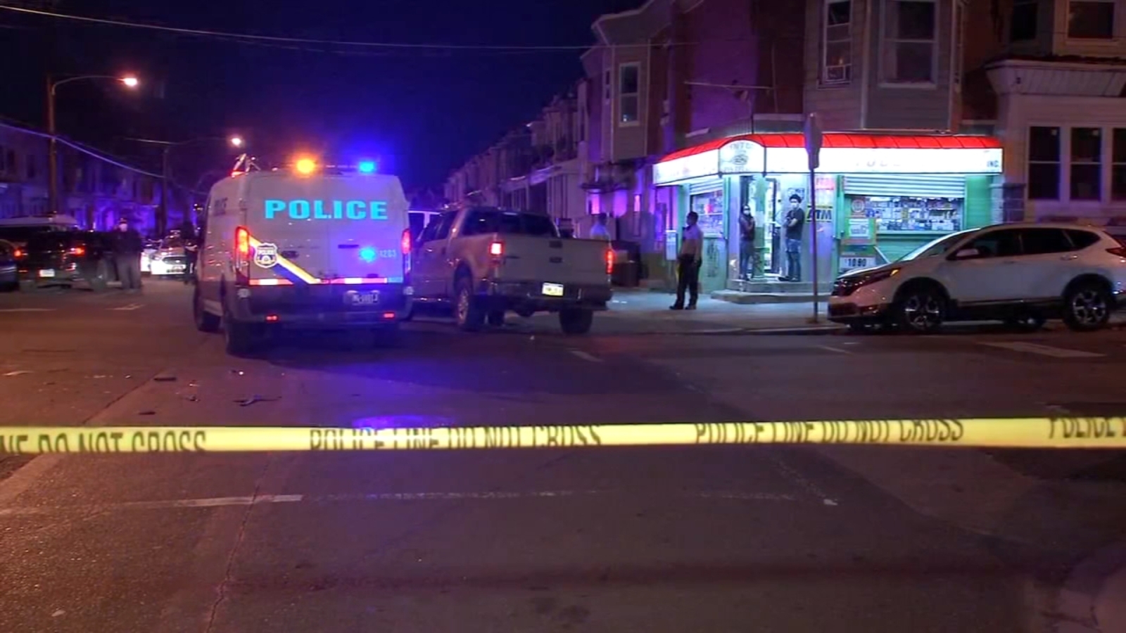 Triple shooting leaves 3 injured, 1 critically - 6abc Philadelphia