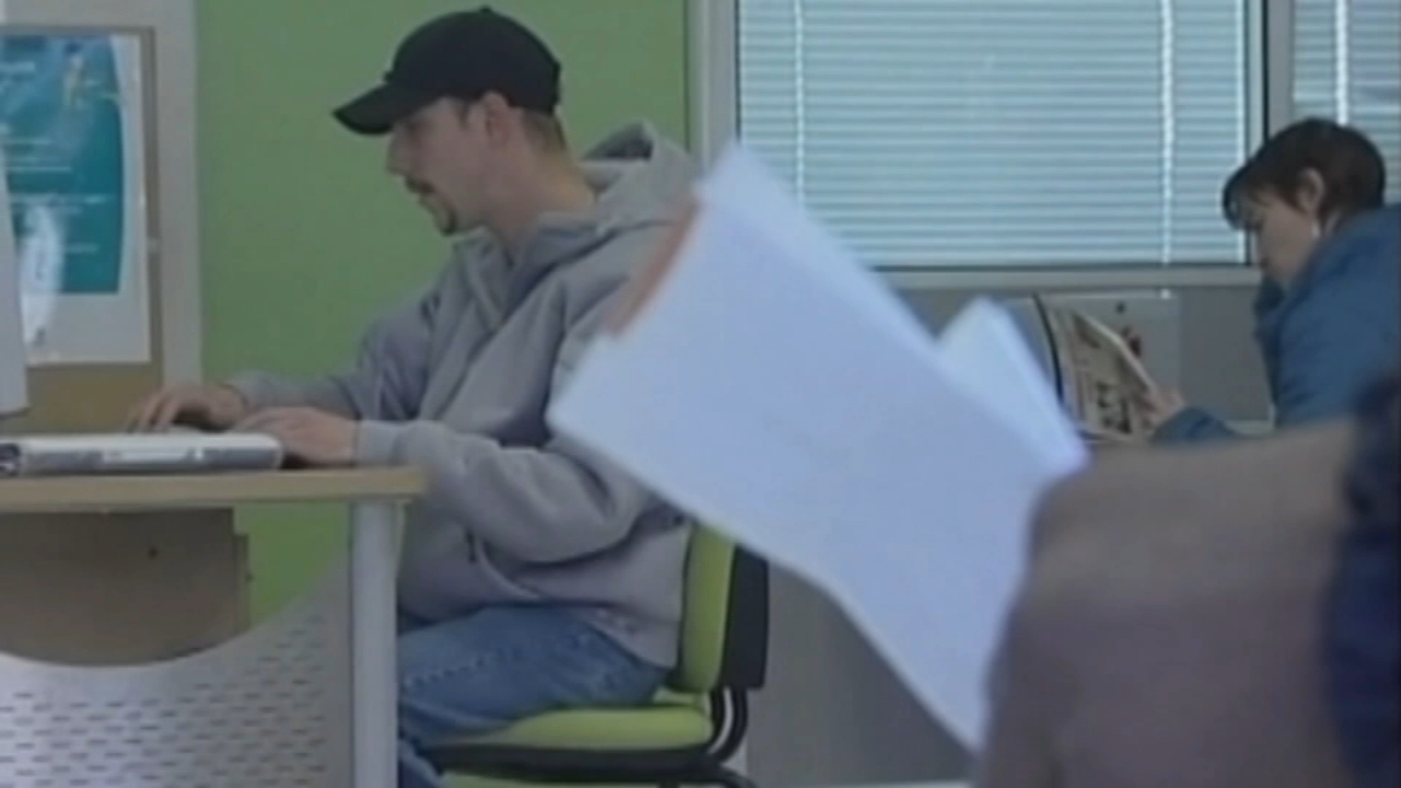 Philadelphia residents report issues while working to get unemployment