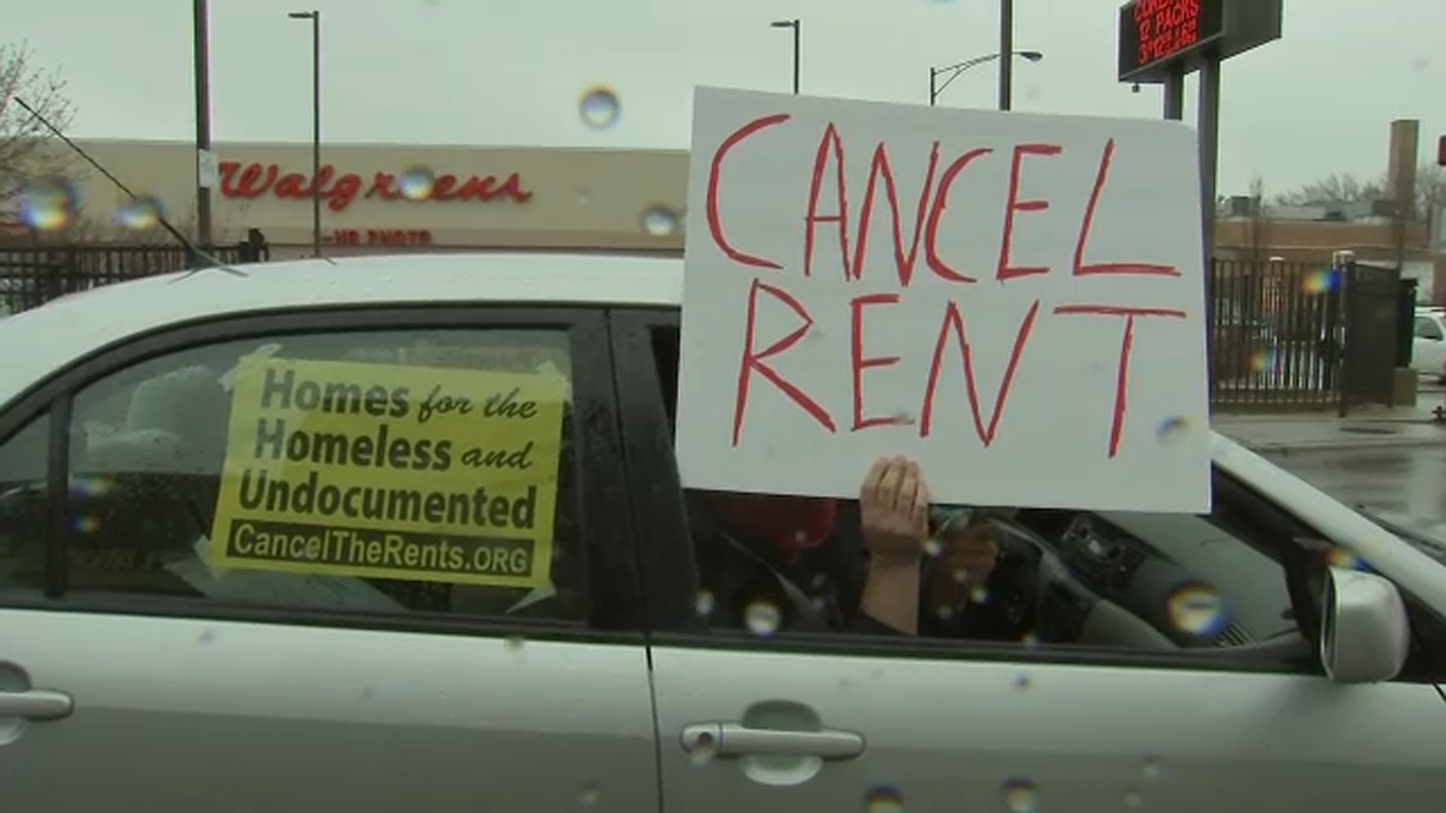 Coronavirus Chicago Car protest calls for rent cancellation during