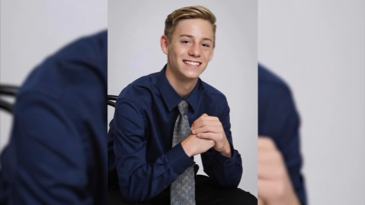 Teenager killed in crash on Nees and Chestnut in northeast Fresno