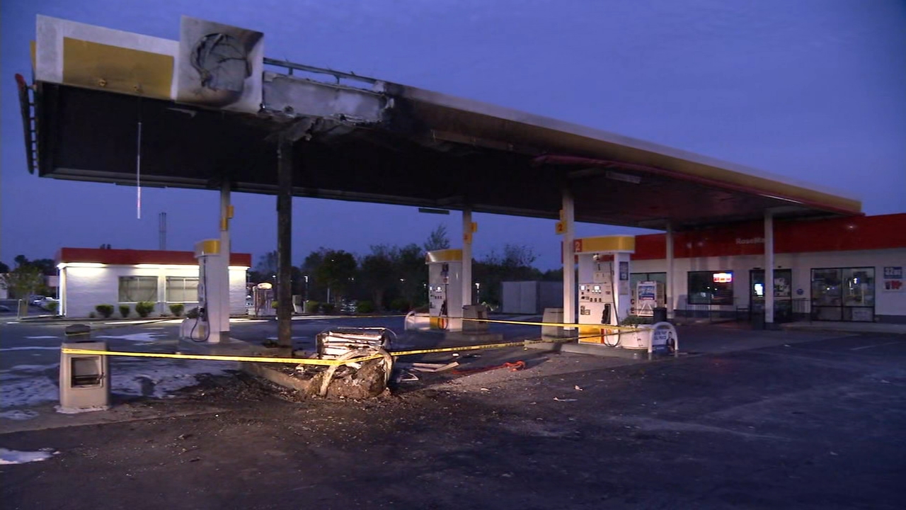 Car, gas station catch fire in Henderson