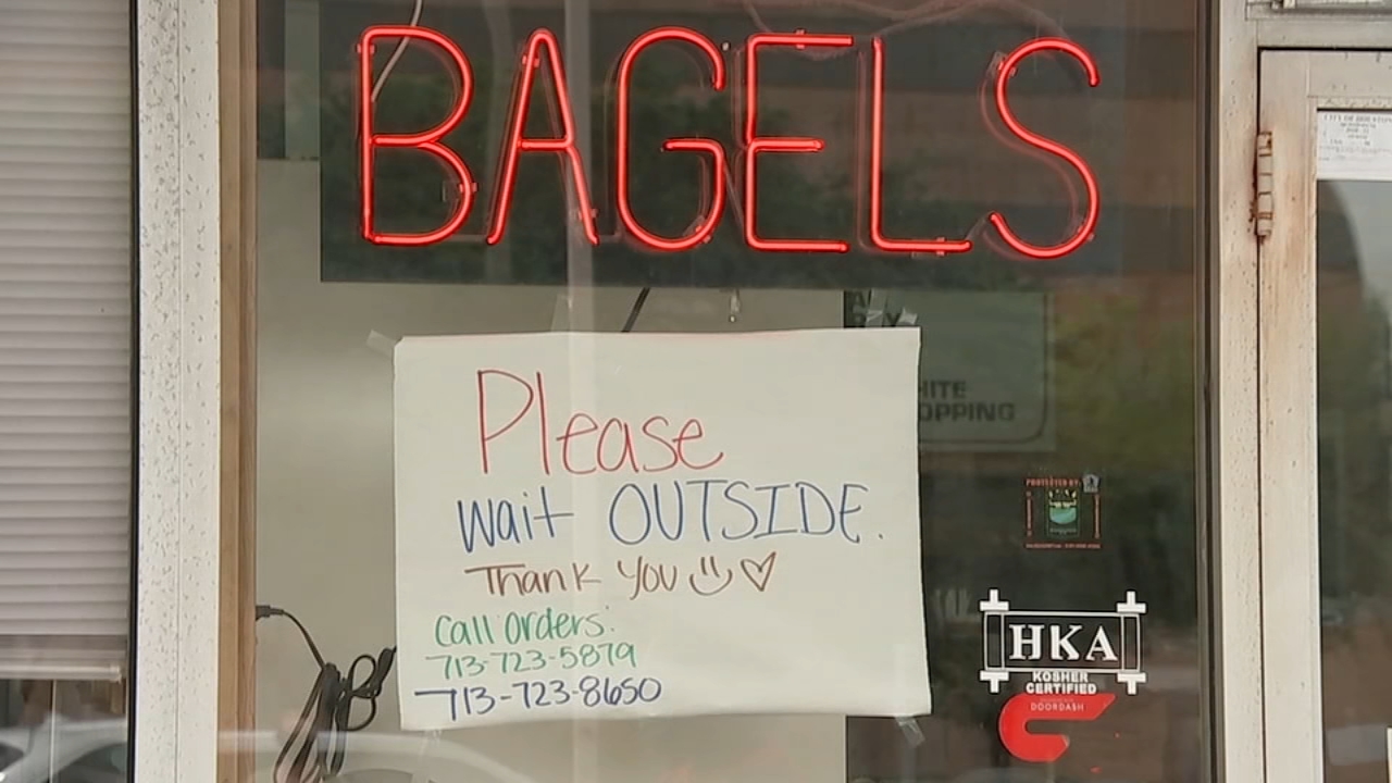 Houston restaurants prepare for reopening