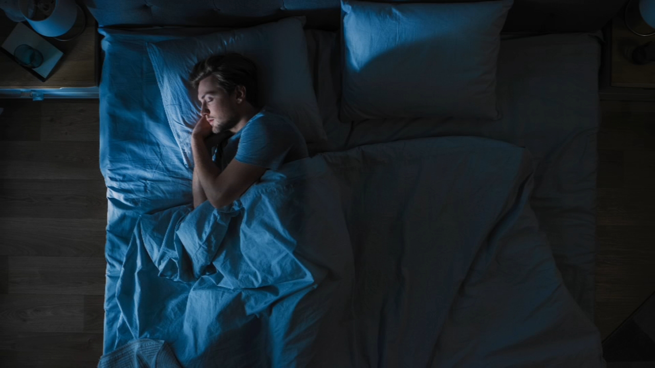 People report experiencing bizarre, vivid dreams during pandemic