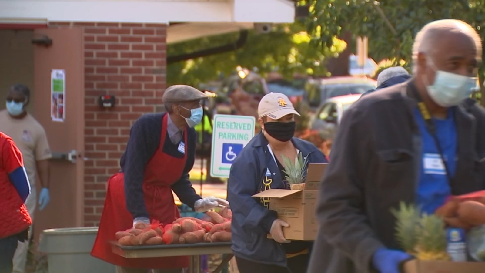 Coronavirus NC Raleigh churches partner with Food Bank of North