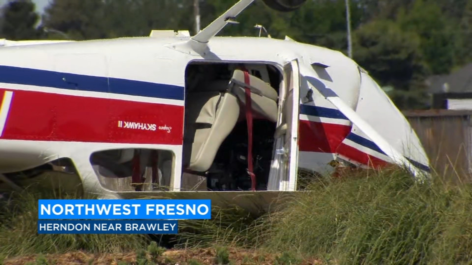 Plane Crashes Into Traffic Westbound Of Herndon No Injuries Reported Abc30 Fresno