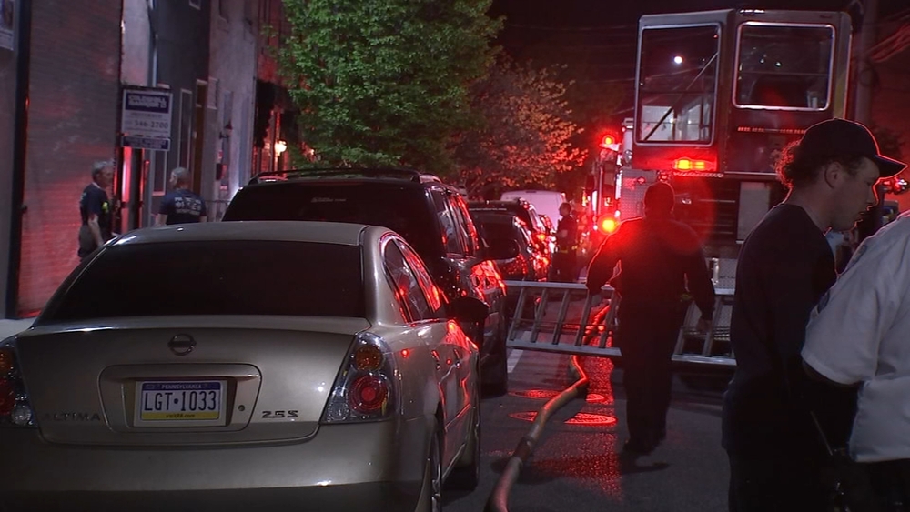 One dead, one in critical condition after Kensington fire