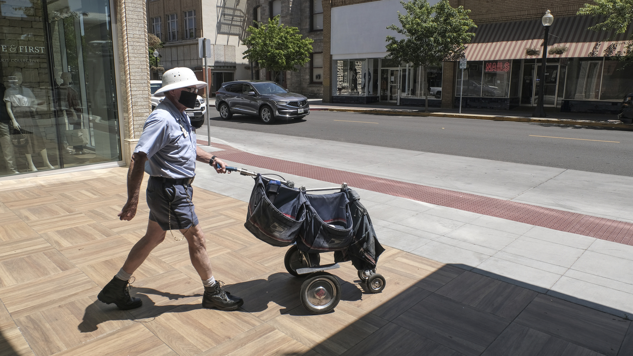 Napa small business owners hang on as county ponders reopening