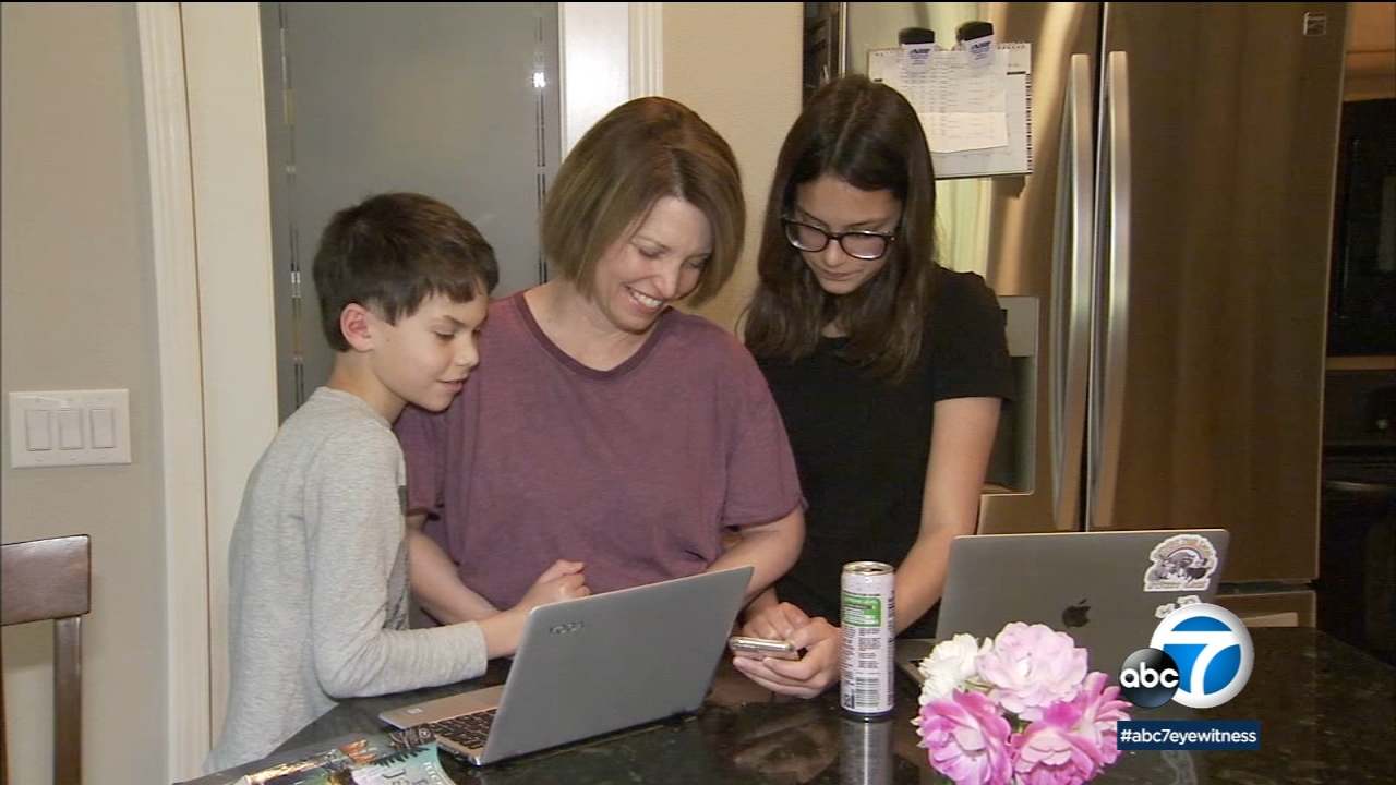 COVID pandemic shifts more tasks to working moms