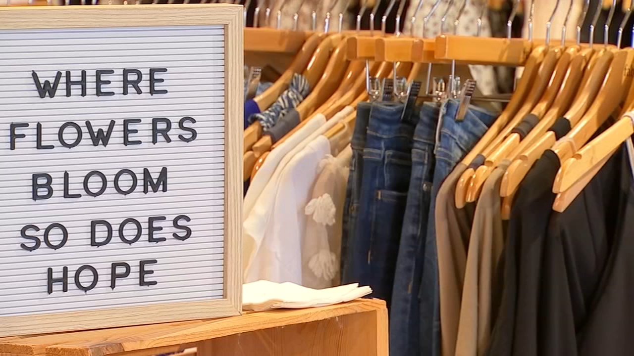 Stores slowly reopen during Phase 1, some choose to remain closed
