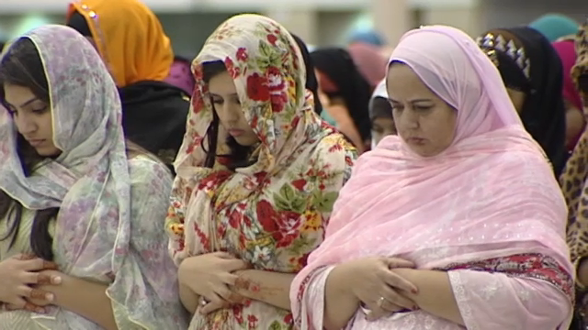 How Muslim community continues traditions during COVID-19 pandemic