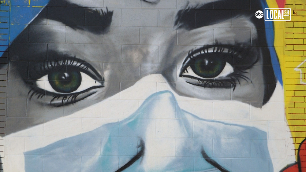 Artists honor healthcare workers with public art in Illinois Medical District
