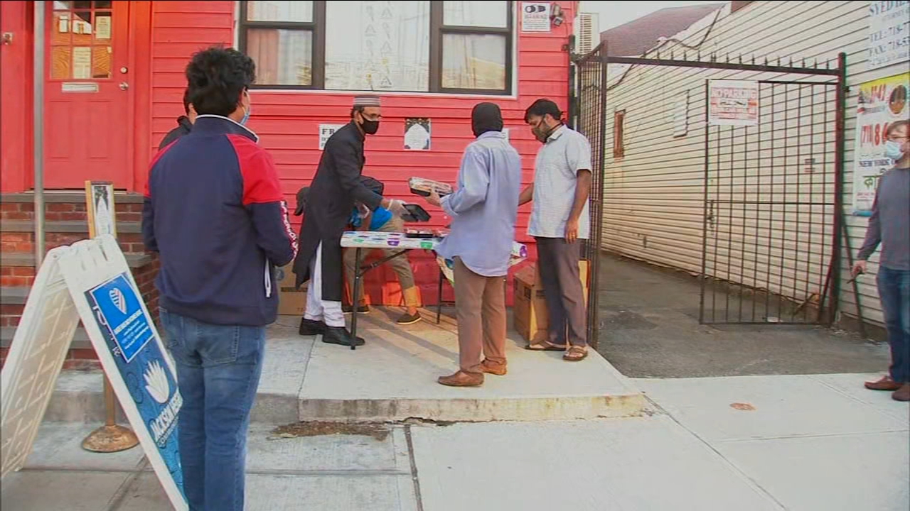 Queens community helps Muslims observing Ramadan