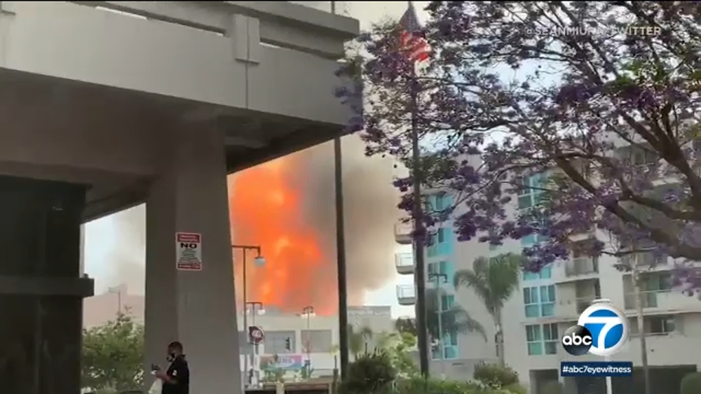 Multiple firefighters injured after explosion in Downtown LA