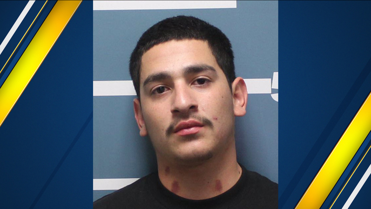 Armed Gang Member Led Officers On Foot Chase In Visalia Abc30 Fresno