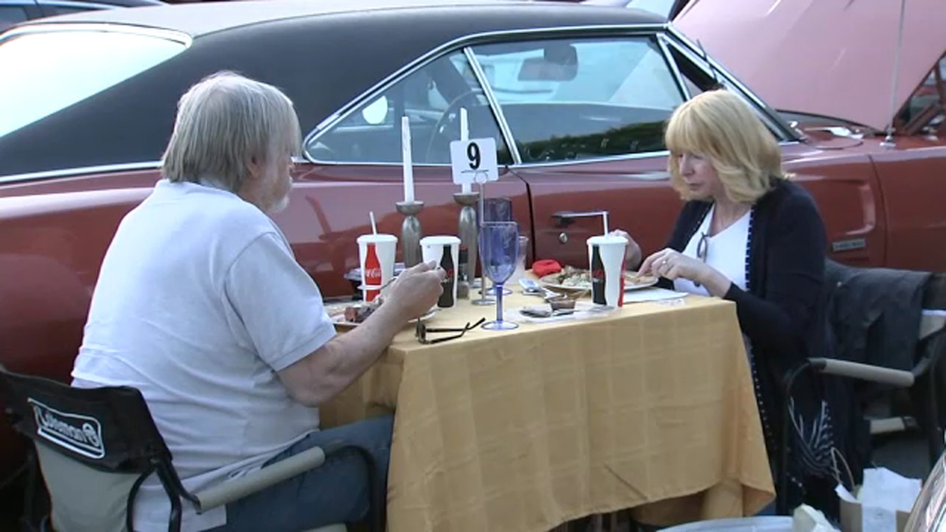 SoCal restaurant offers 'drive-in, dine-out' service amid pandemic