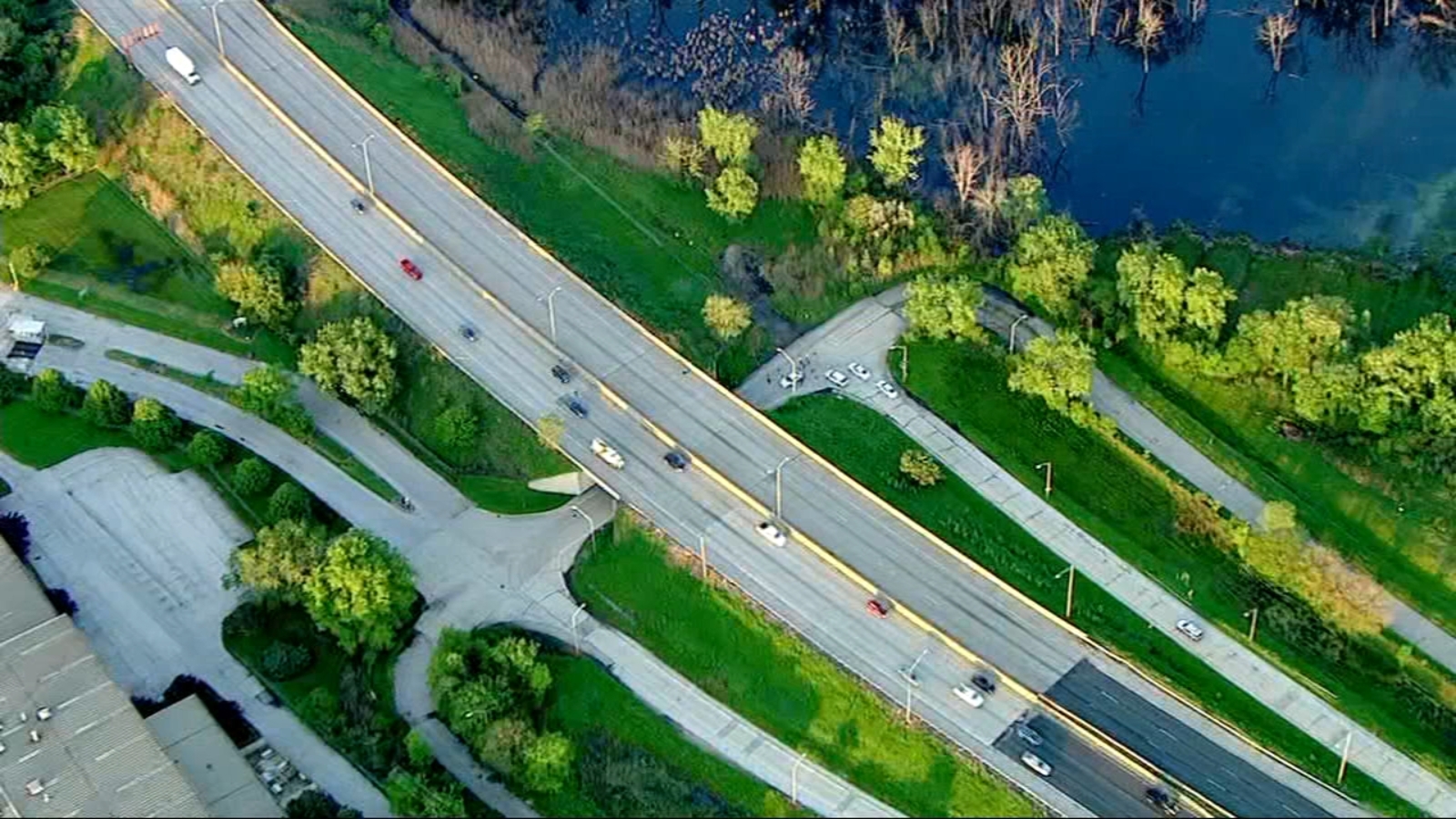 1 shot on Ford Freeway in Dolton ABC7 Chicago
