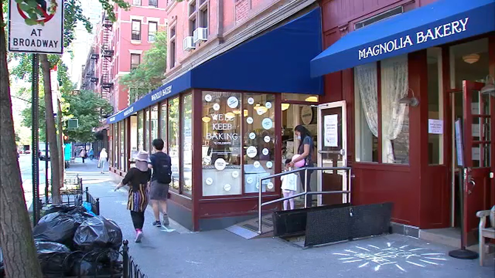 Coronavirus NYC Update: Magnolia Bakery installing disease ...