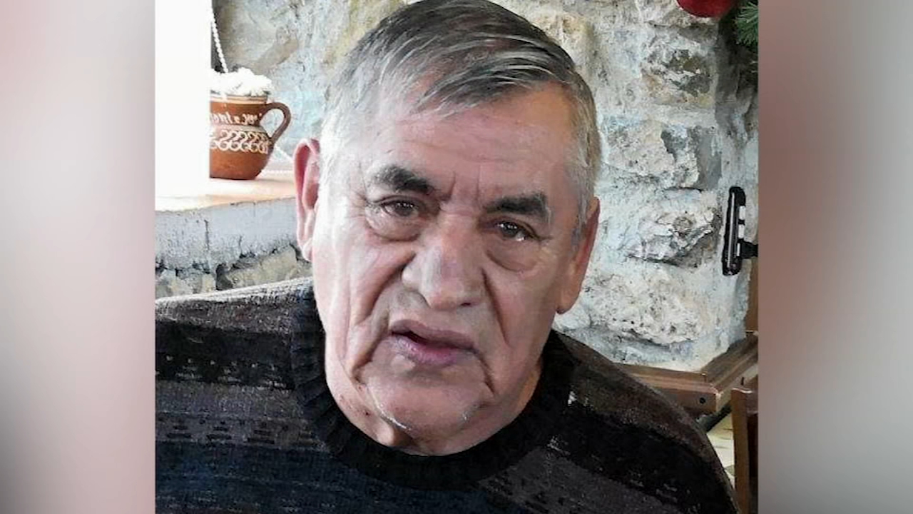 Chicago father who worked at Tootsie Roll factory for 50 years dies from COVID-19