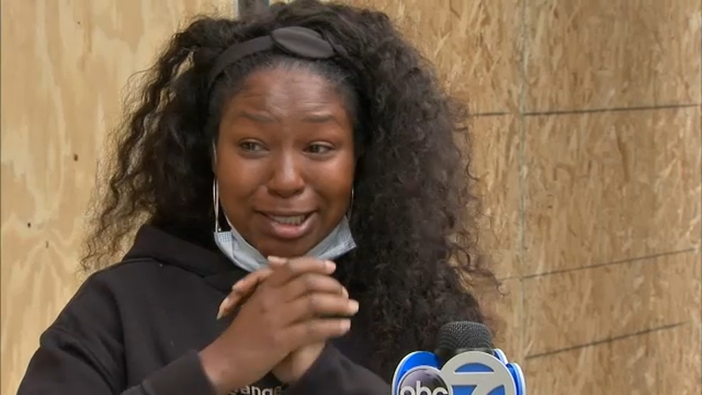 Small business owner attacked after storefront looted in South Loop