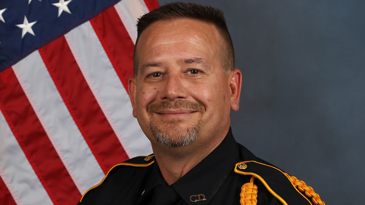 Sergeant in constable's office resigns over alleged racist text
