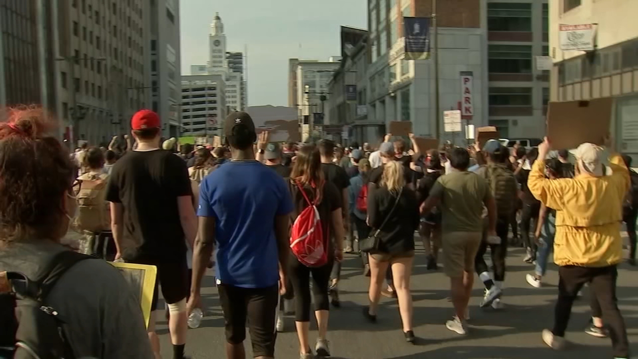 Passionate, peaceful protest in Philadelphia as curfew goes into effect for 5th straight night