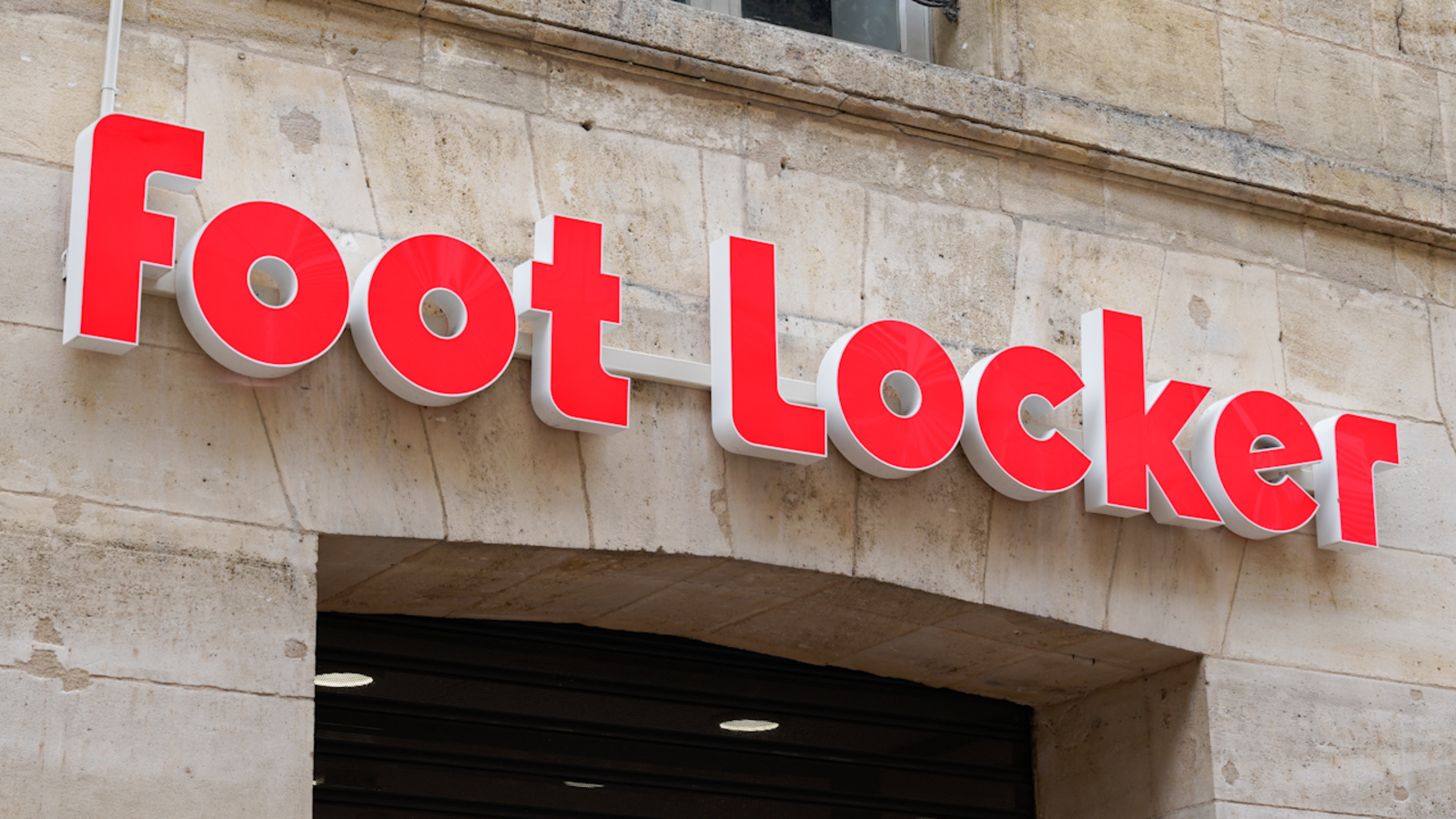 Foot Locker temporarily closes stores in Texas for Floyd