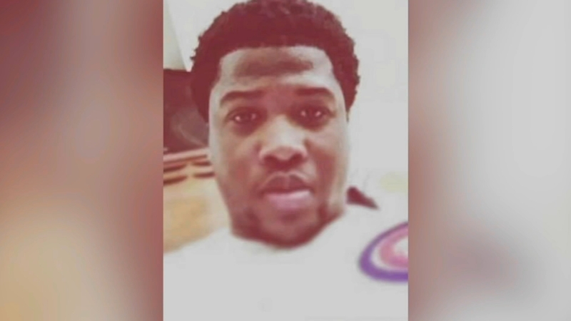 Jemel Roberson Death Protester Demand Justice In 2018 Fatal Shooting Of Robbins Security Guard By Midlothian Police Officer Abc7 Chicago