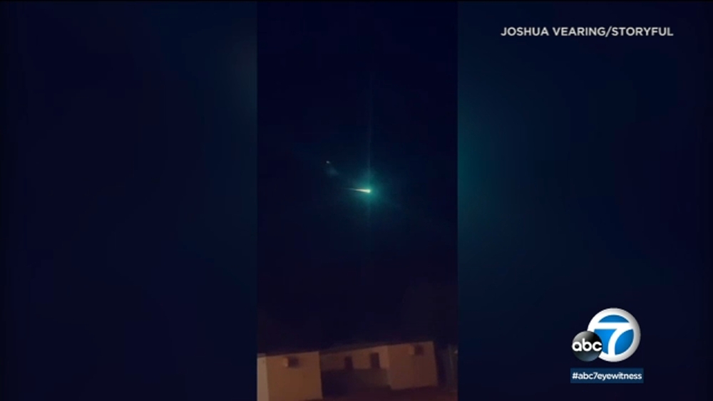 Caught on camera: Green fireball streaks across night sky