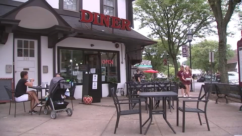 Yellow phase isn't keeping businesses in Philadelphia suburbs down