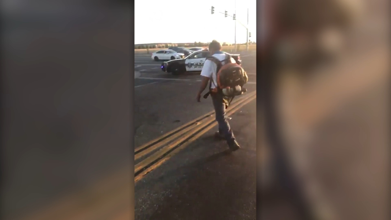Good Samaritan helps Clovis Police clean up debris on road