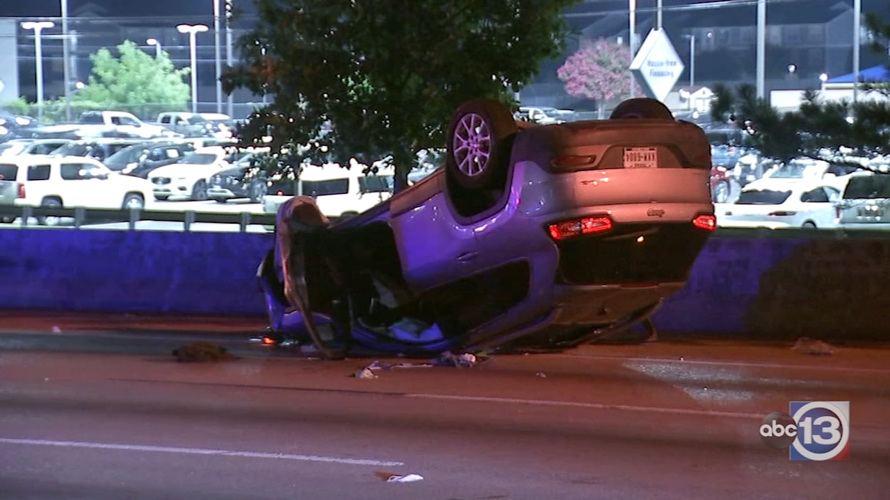Off-duty HPD officer saves woman in crash