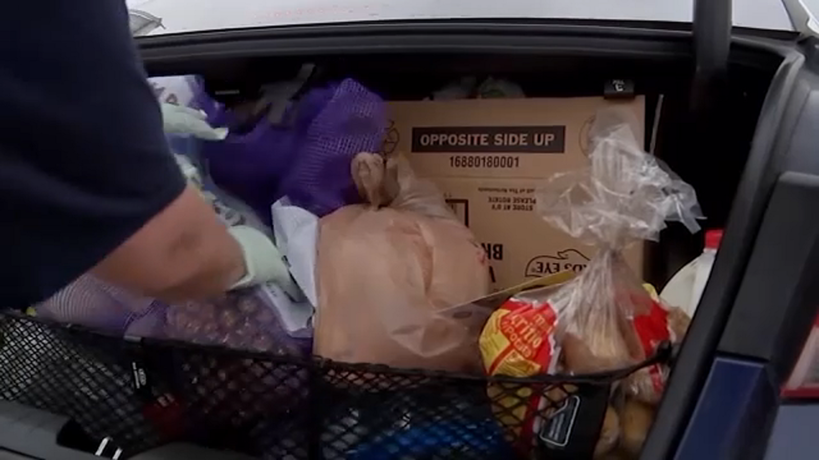 Houston Food Bank helps fight Texas' record-level food insecurity ...