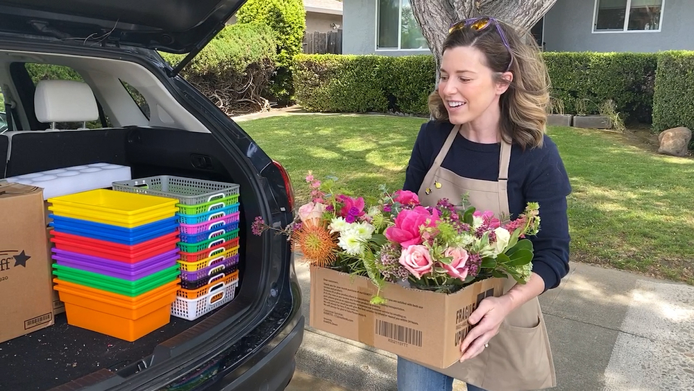 Teacher spreads joy through 'flower swap'
