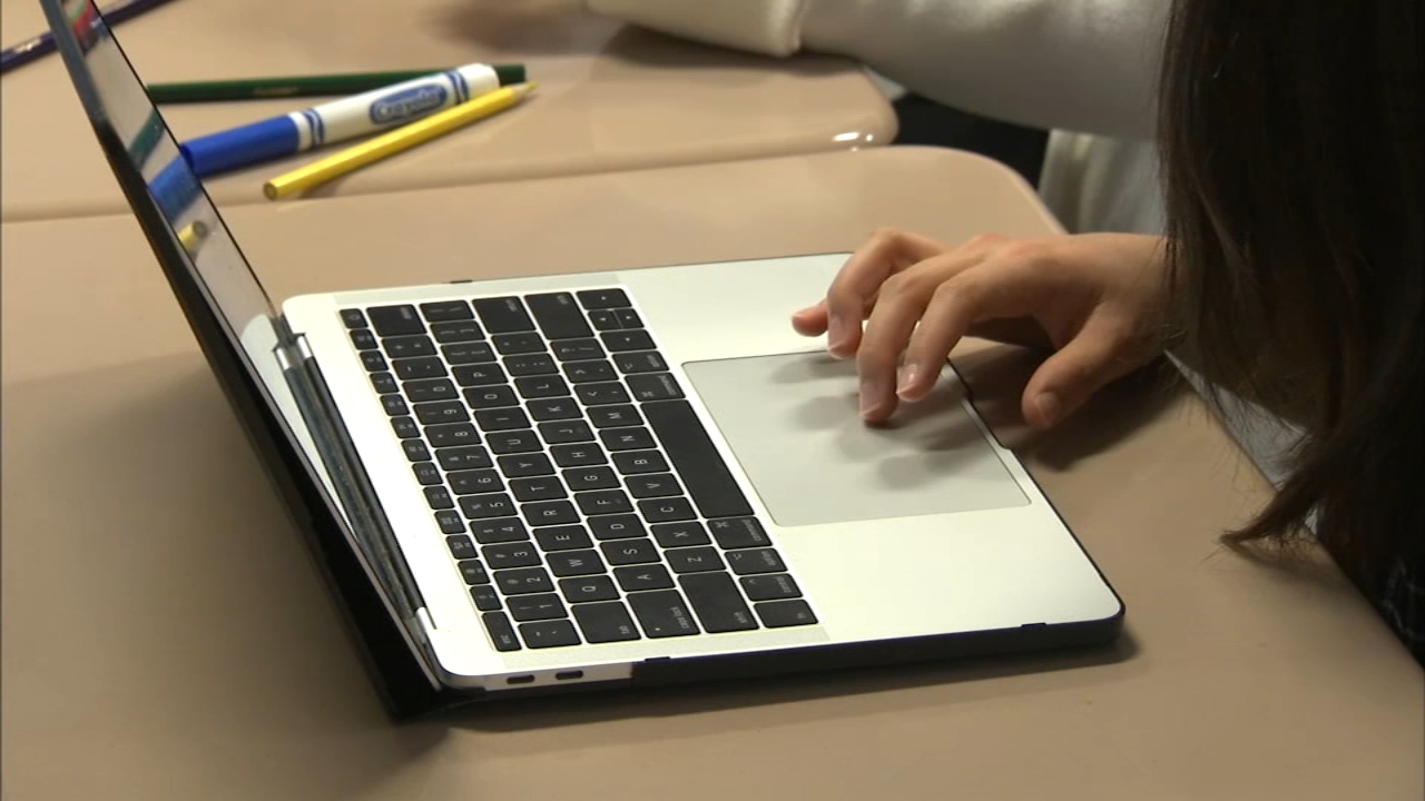 New city initiative provides free internet to CPS families in need