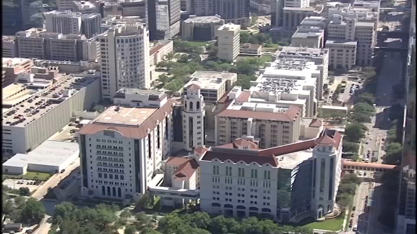 Patient Transfers A Concern As Covid Cases Spike Abc13 Houston Patient Transfers A Concern As Covid Cases Spike Abc13 Houston