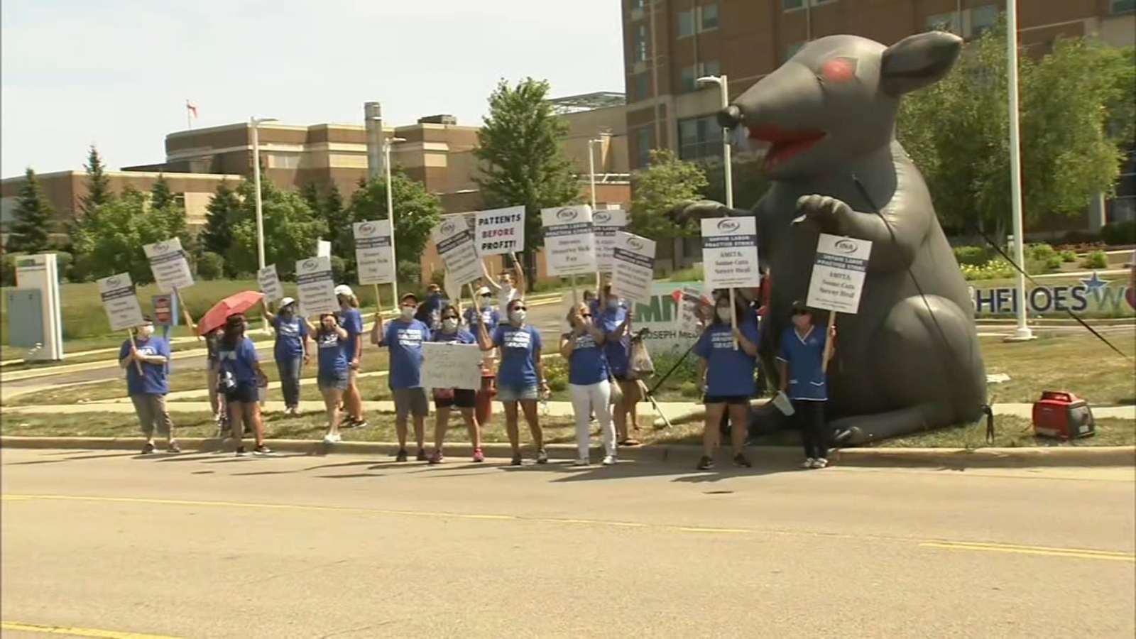 AMITA Health St. Joseph Medical Center nurses strike in Joliet - ABC7 ...