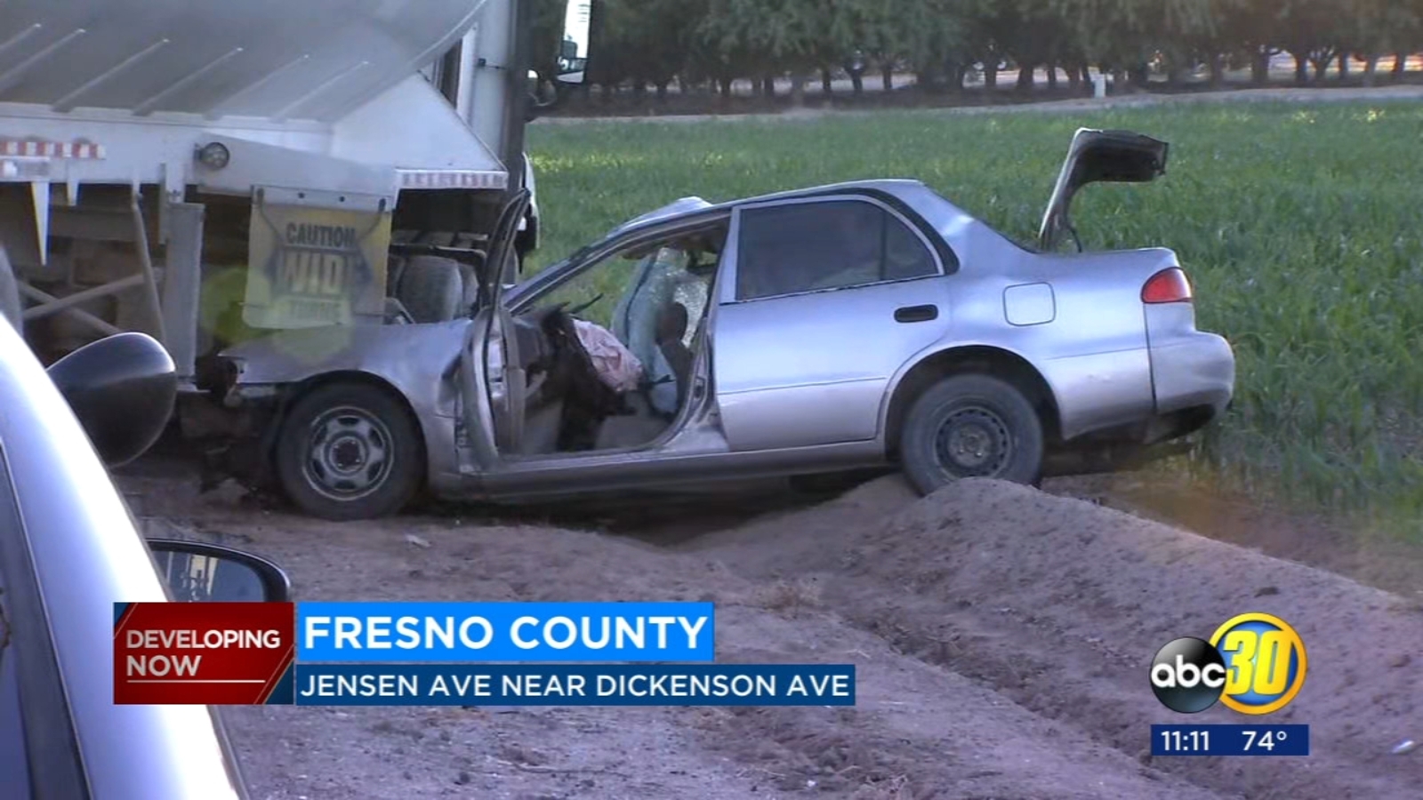 1 injured after car crashes into semitruck in Fresno County, CHP says ABC30 Fresno
