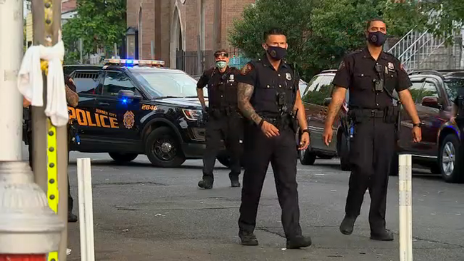 At least 2 Chicago cops shot at police station authorities New At least 2 Chicago cops shot at police station authorities New