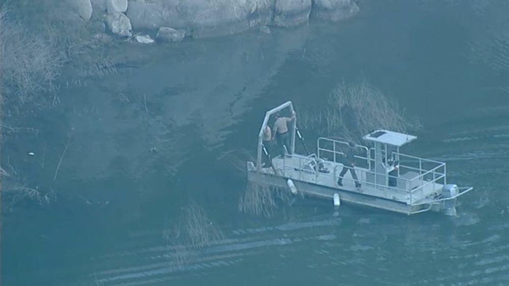 Search resumes for missing Glee actress Naya Rivera on Lake Piru