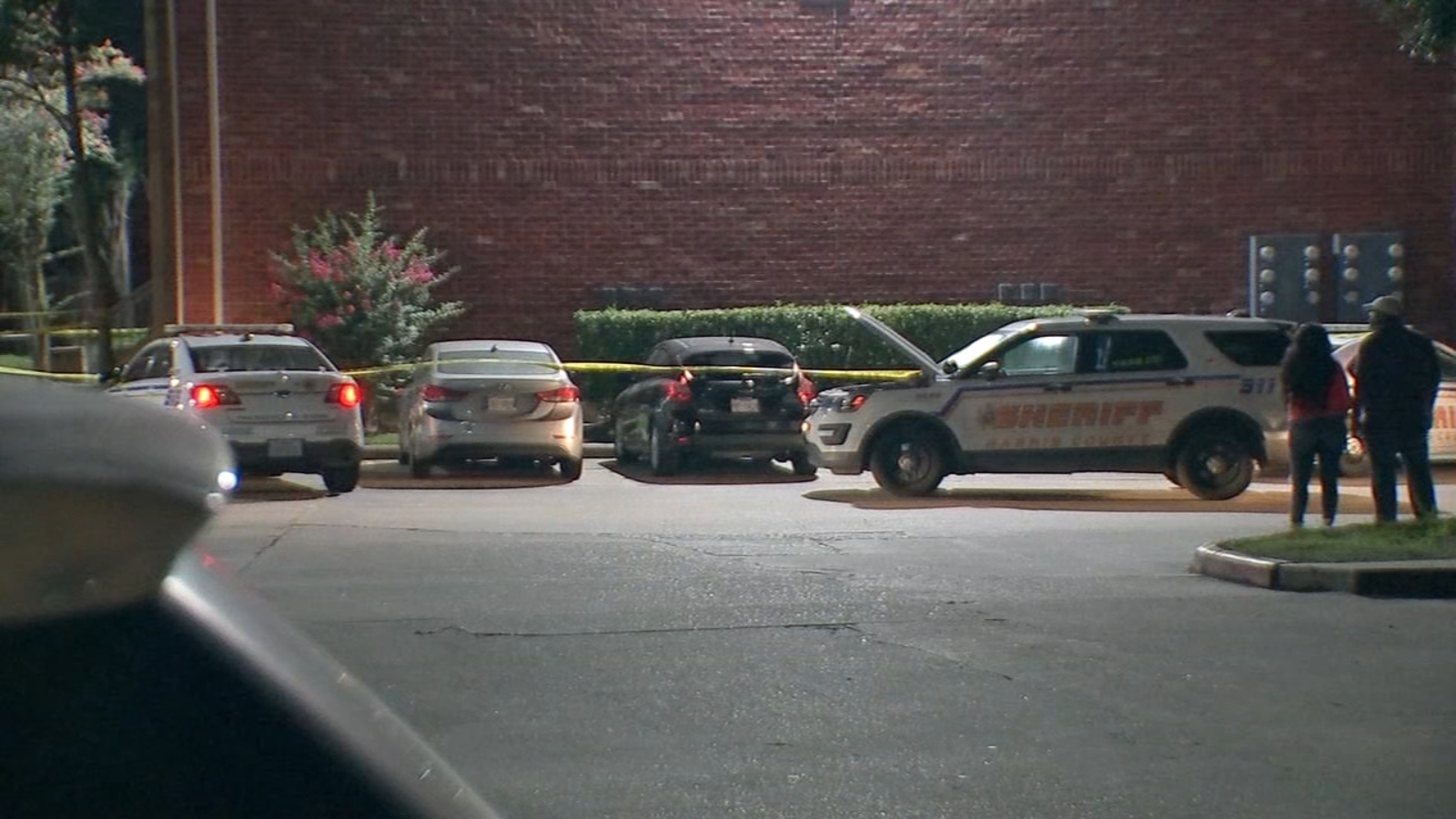 3 suspects shoot and kill 2 men in NW Harris Co. robbery - ABC13 Houston