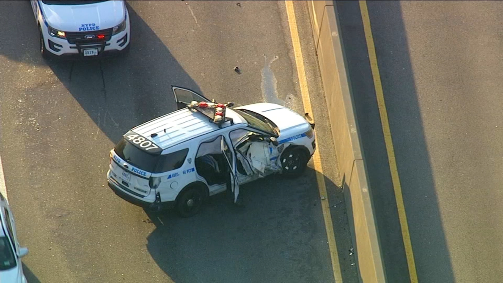 2 officers hurt in crash on Belt Parkway in Coney Island, Brooklyn ...