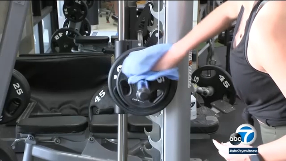 Riverside gym says it won't heed state orders to close again