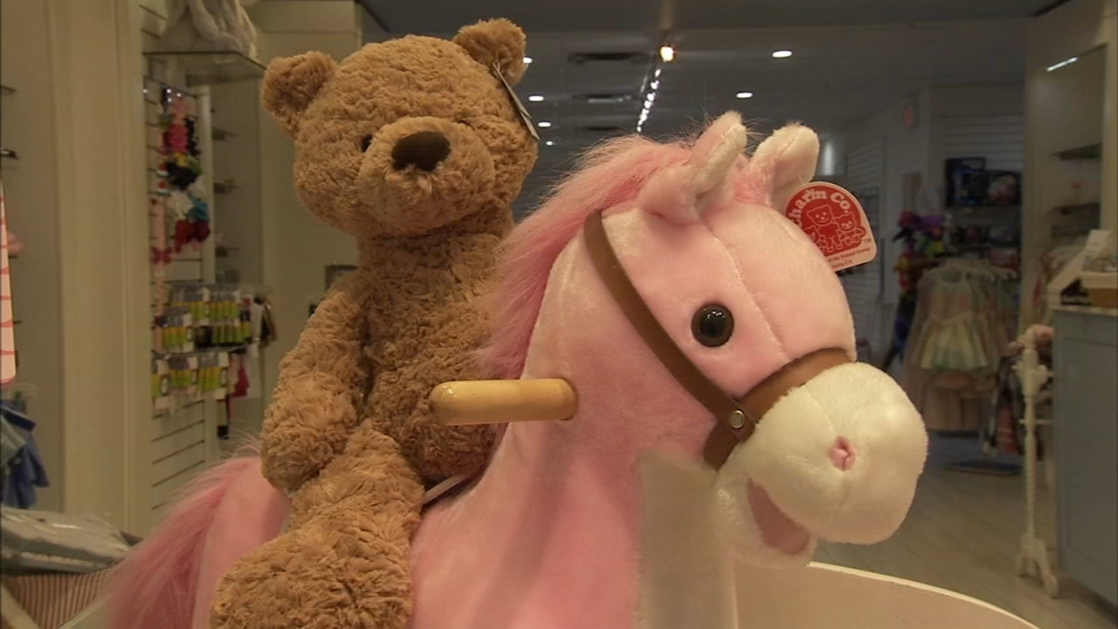 Children's Boutique in Center City finally removes boards, reopens