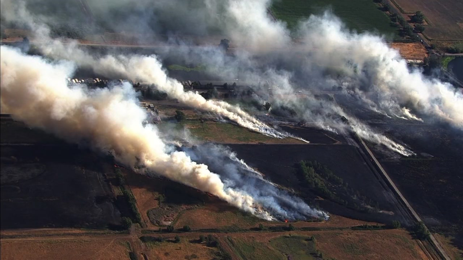 Evacuations lifted after fire burns 75 acres in East Contra Costa