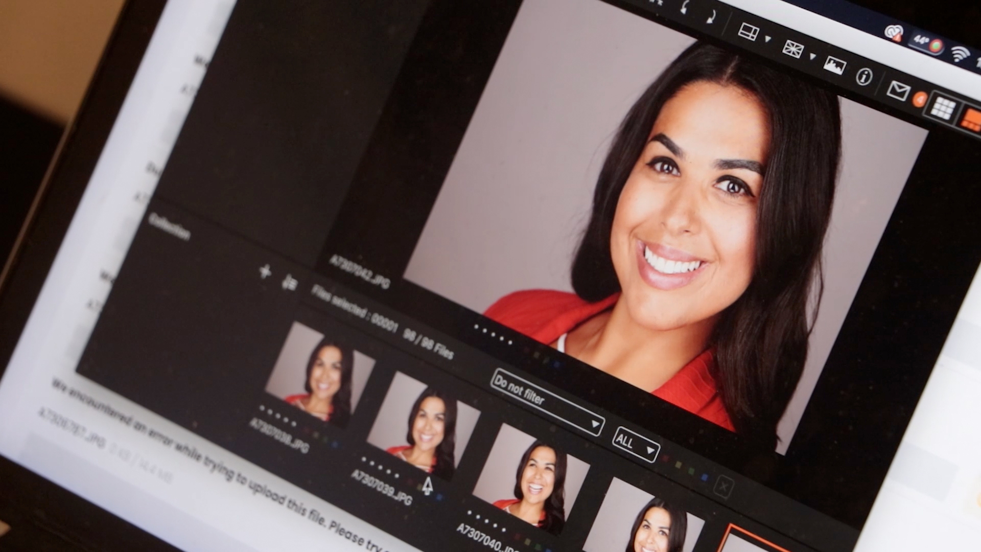 Photographers team up to snap free headshots for those unemployed by COVID-19