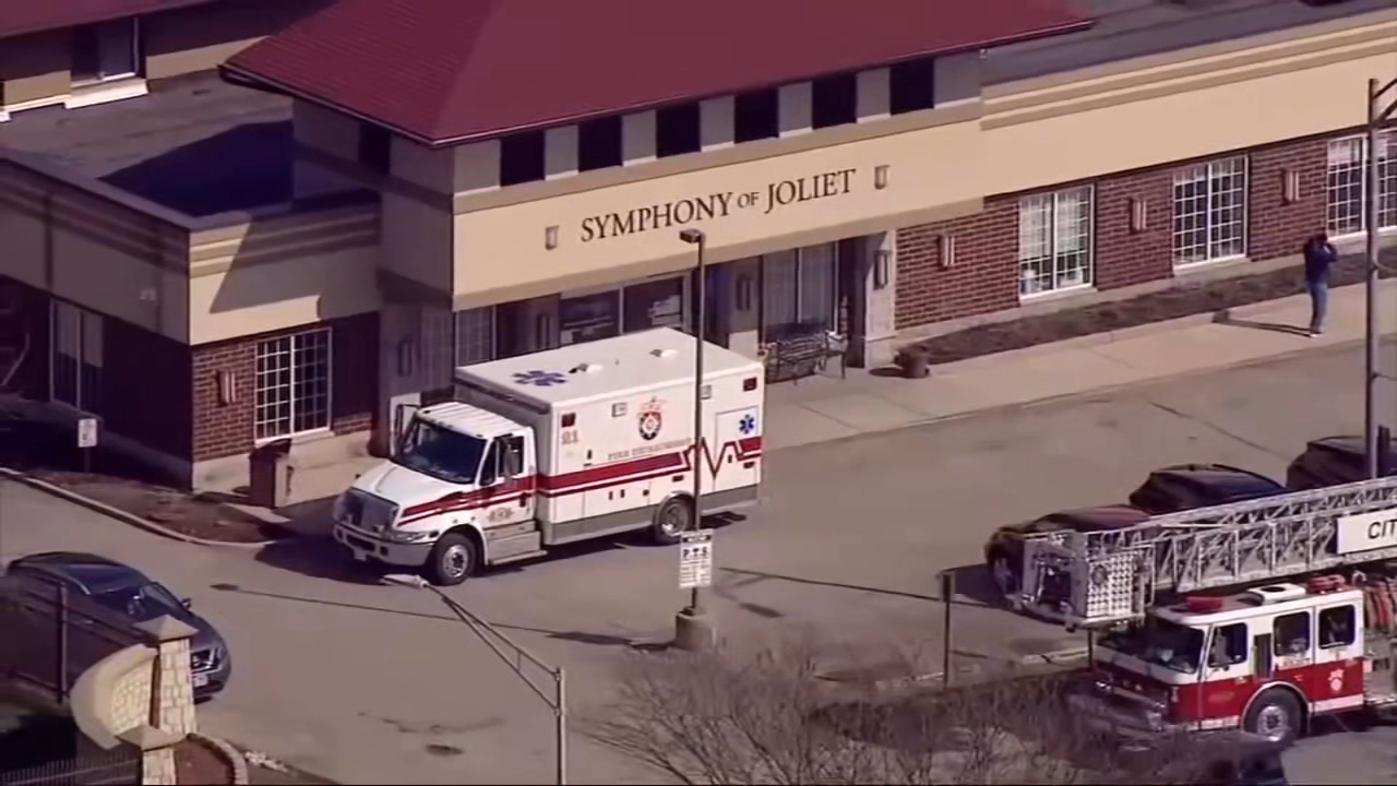 Coronavirus Illinois: Nursing home staff, residents 'optimistic' as visiting resumes